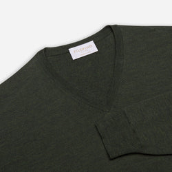 Extra Fine Merino Wool V-Neck in Dark Green, detail of collar and sleeve – FILOFINO Luxury Italian Knitwear