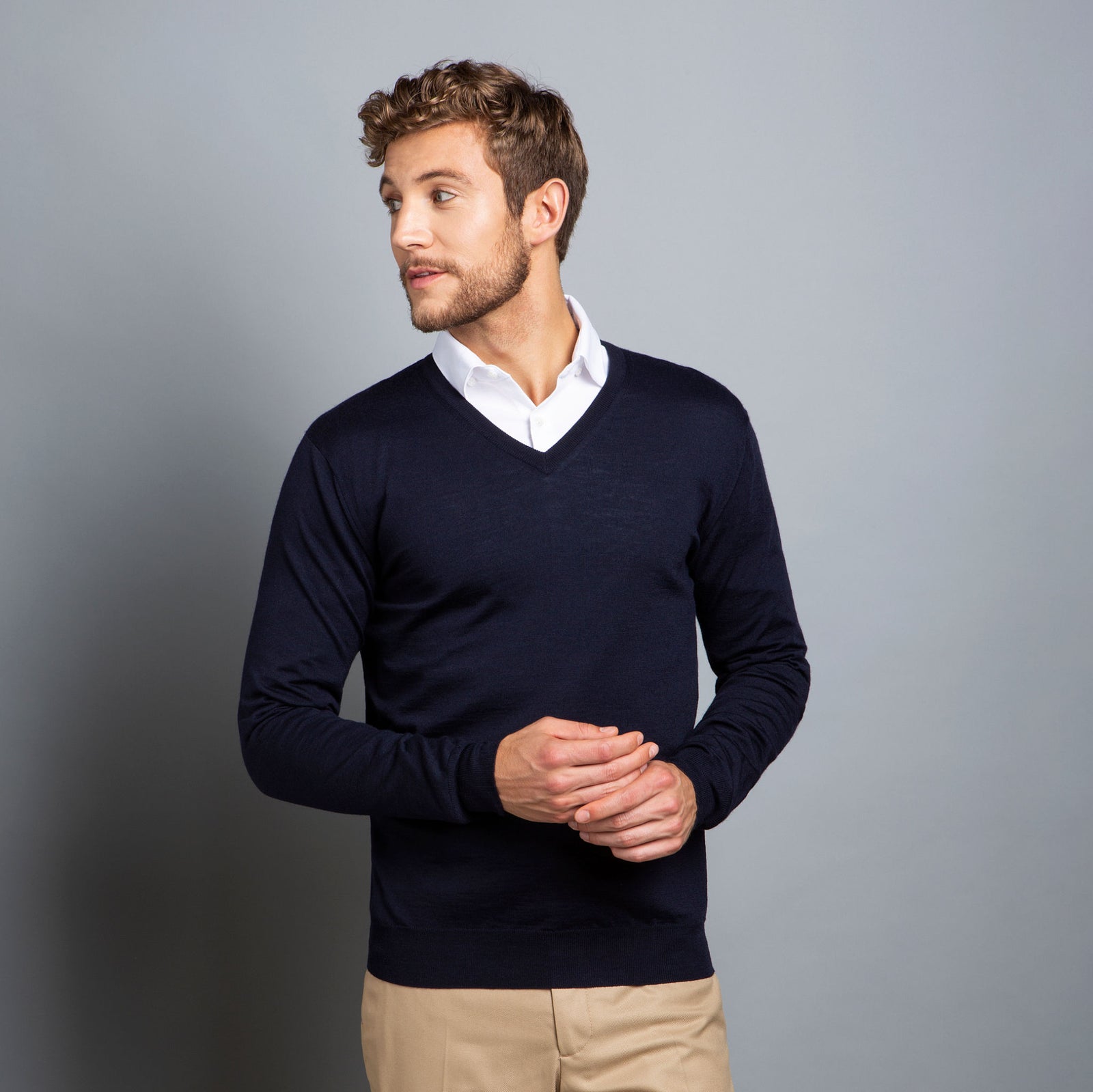 Extra Fine Merino V-Neck in Navy - Made in Italy | Filofino Extra Fine Merino V-Neck in Navy - Made in Italy | Filofino